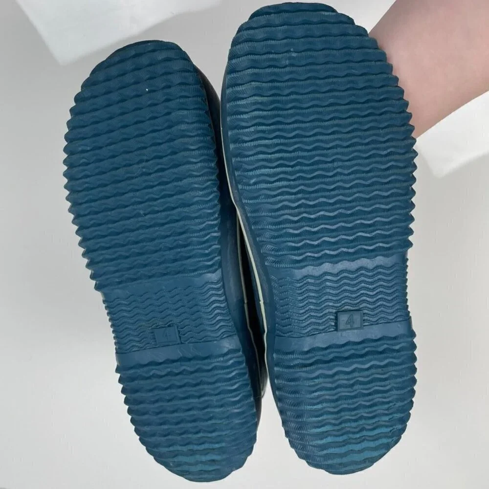 Lands End Children's Size 4 Blue Geometric Waterproof Rain and Snow Boots